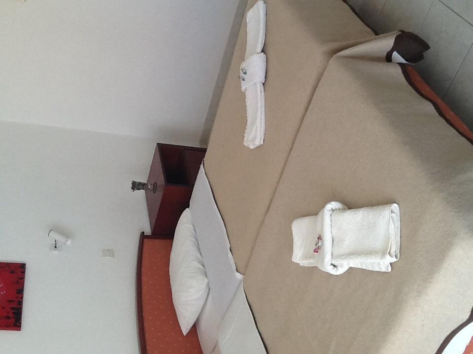 Alkmini Hotel Theológos Chambre photo